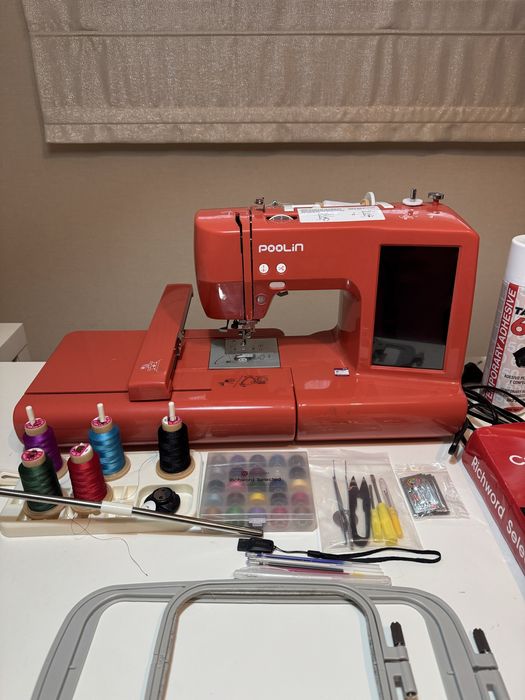 Máquina de Bordar Poolin