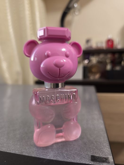 Moschino bubble gum toy 2