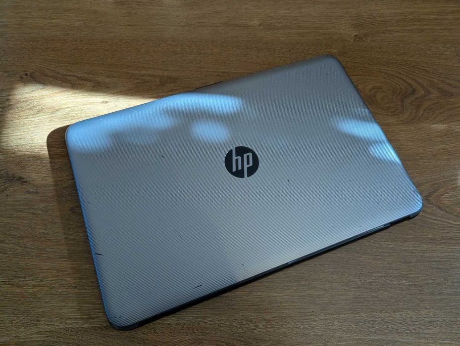 Ноутбук HP EliteBook 250 G5 15,6",FHD, i3-5005U, 12 ГБ,SSD 128 ГБ,BAT- 60%