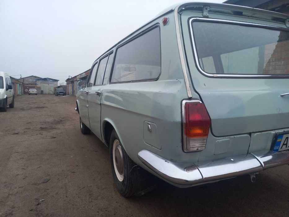 Газ 2402 Волга Универсал фургон оригинал Gaz Volga Avant родная краска
