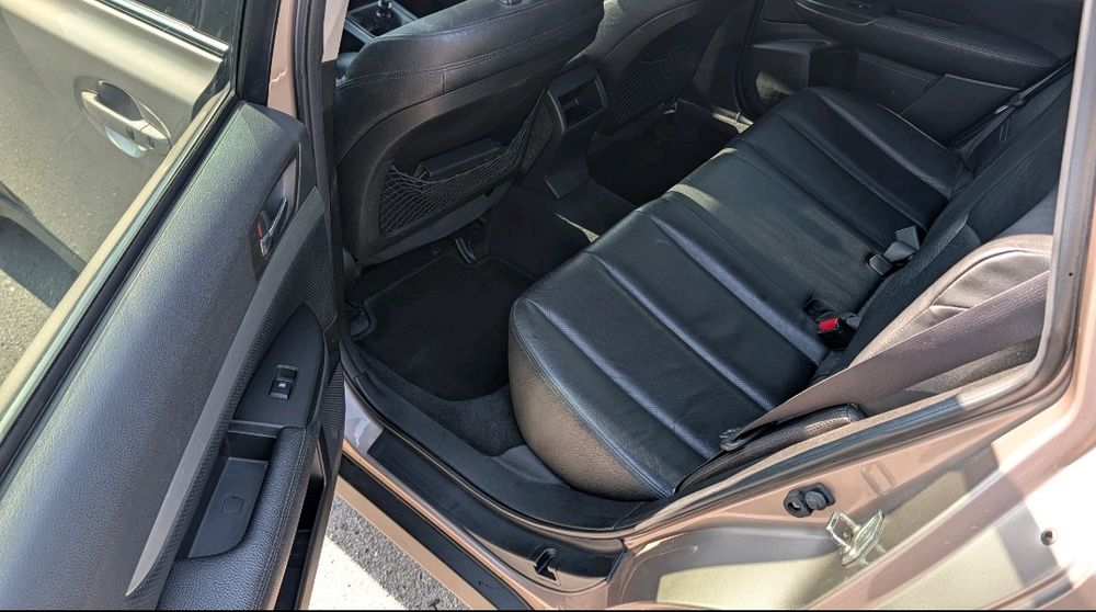 Продам SUBARU Outback