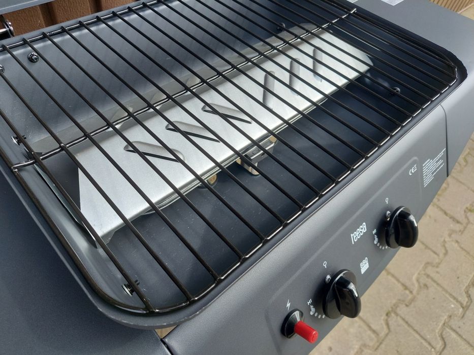 Grill gazowy dwa palniki  nowy !
