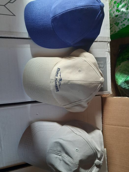 Czapki bejsbolówki 3 szt