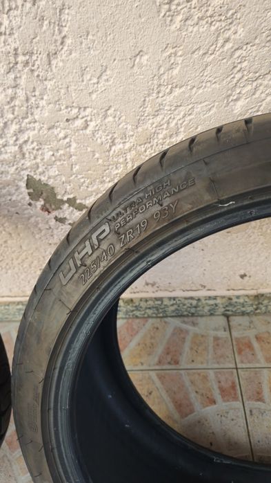 Pneus 225/40R19 Kormoran