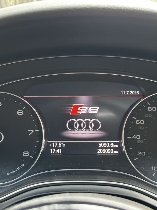 Продам Audi A6 C7 у відмінному стані
