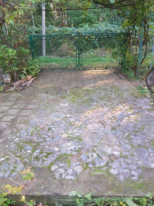 Продаж дачі з земельною  ділянкою