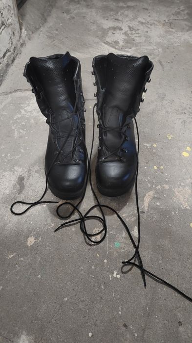 Sprzedam nowe buty wojskowe rozm. 46