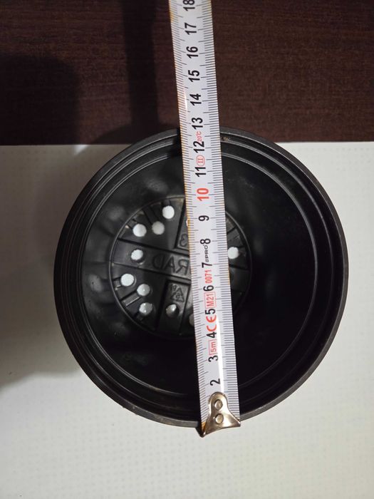 Doniczki produkcyjne fi 13