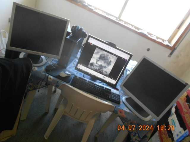 monitores hp,samsung,nec ATENÇÃO LER O ANUNCIO E VER AS FOTOS