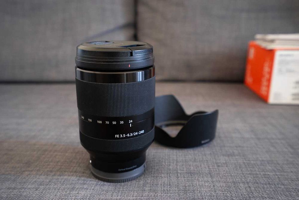 Sony FE 24-240mm f/3.5-6.3 OSS – Como Nova