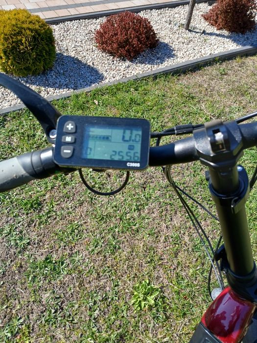 Rower elektryczny Lovelec. Składak