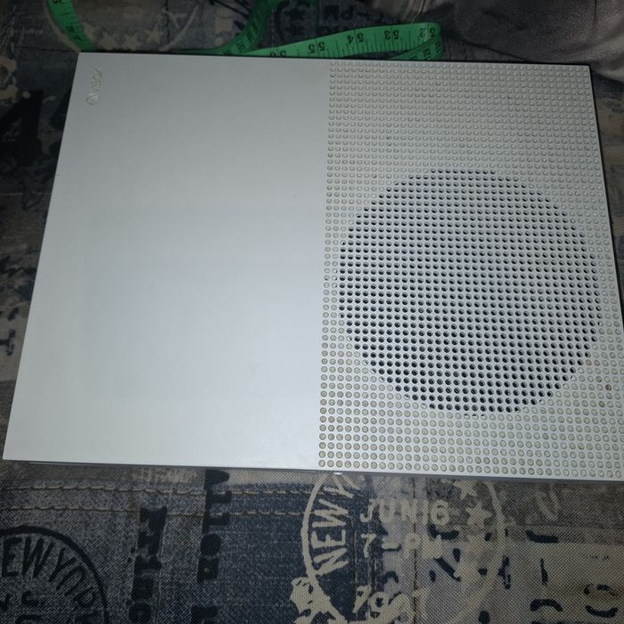 Xbox one S w bardzo dobrym stanie