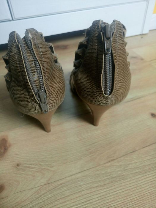 Buty sandały skórzane Buffaulo r.40