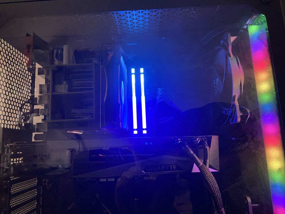 Komputer   / Ryzen 7 9800x3d / RTX 3080/32 GB ddr5