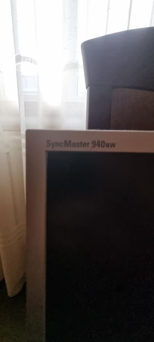 Монитор SAMSUNG 940nw