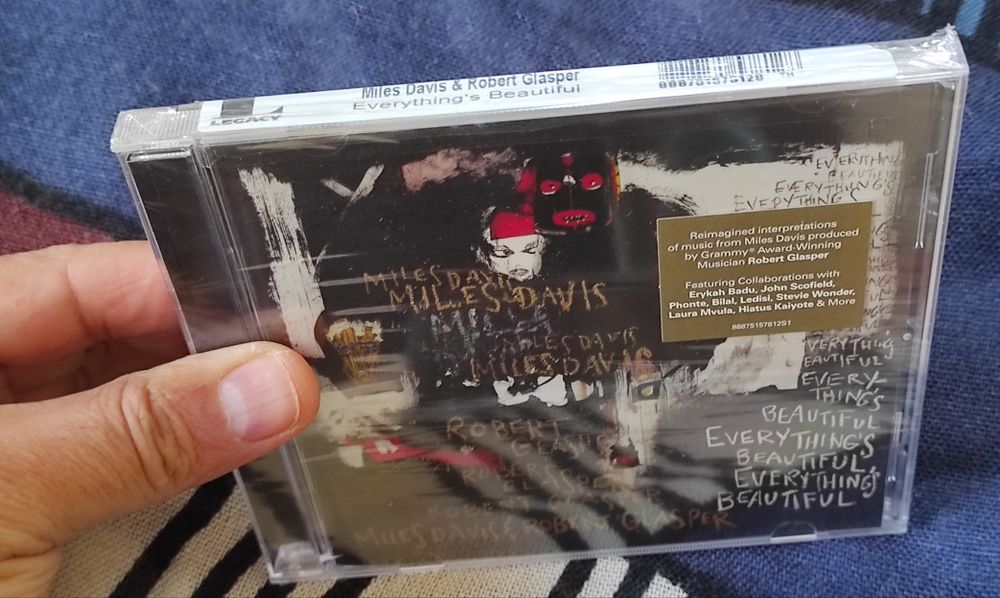 Miles Davis & Robert Glasper - Everything's Beautiful CD