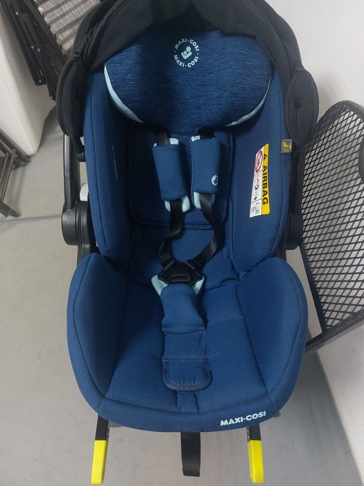 Автокрісло автокресло Maxi Cosi Marble з базою