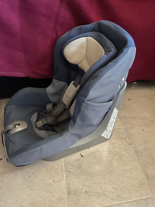 Cadeira auto para crianças em bom estado