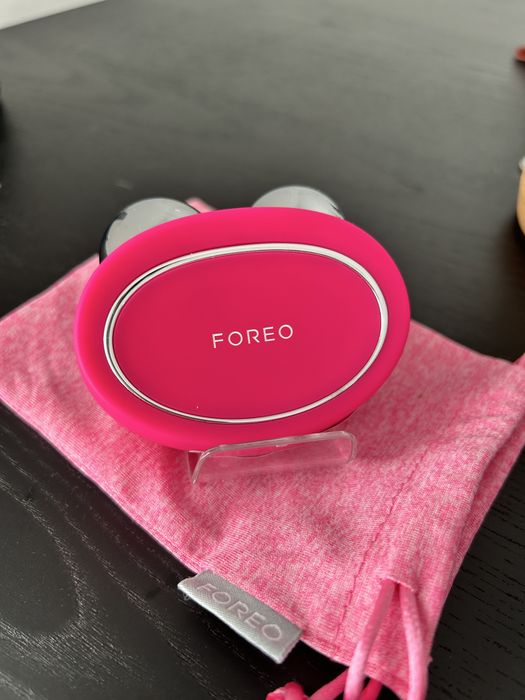 FOREO BEAR 2 – Aparelho de Tonificação por Microcorrentes para Rosto