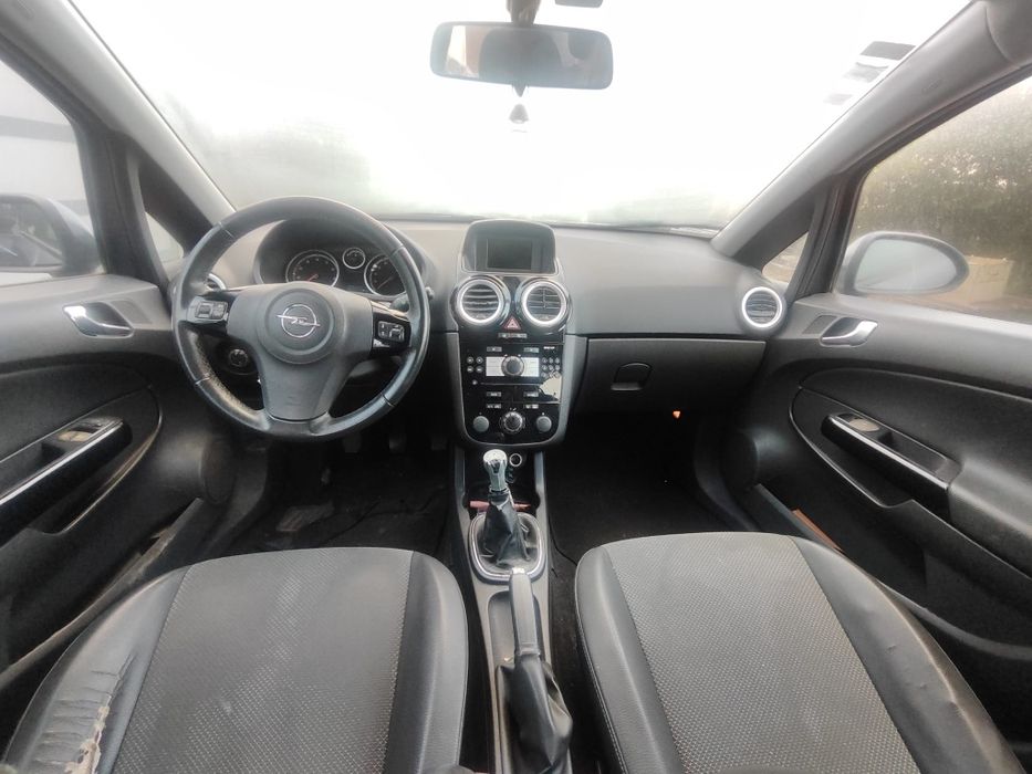Opel corsa 1.2 gasolina