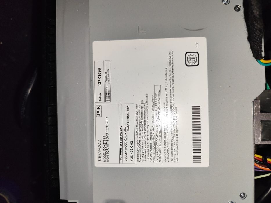 Kenwood DDX276BT 6,2-дюймовый автомобильный DVD-монитор с Bluetooth и