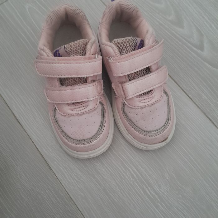 Кросівки для дівчинки Clibee