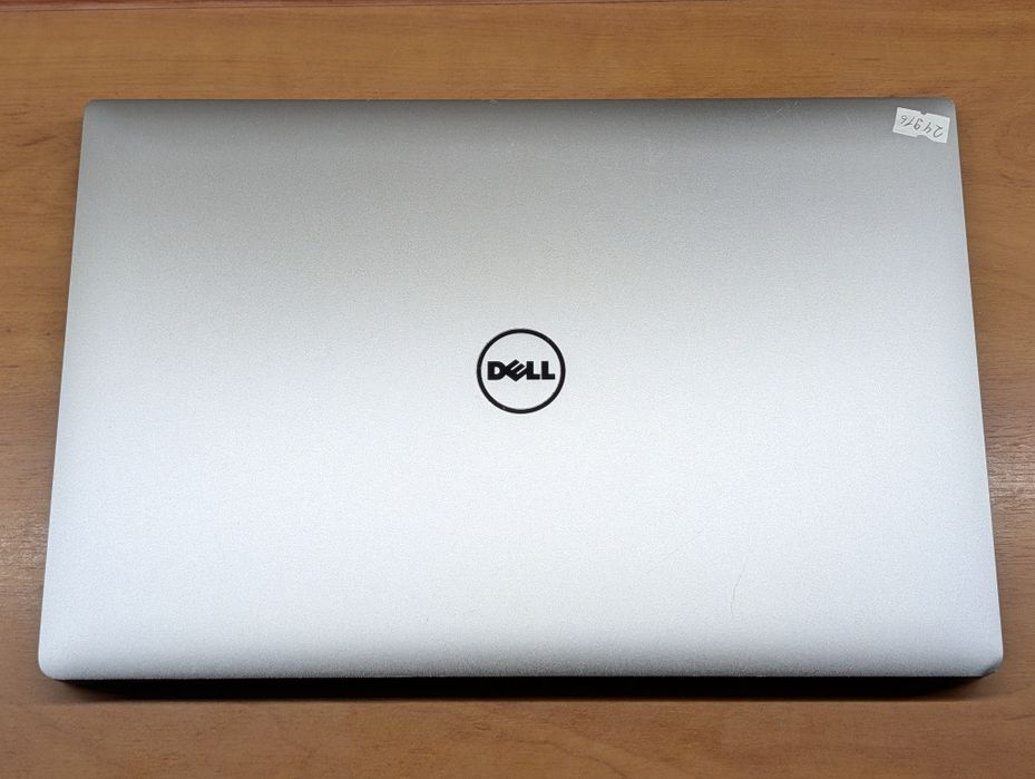 Замовлений Dell XPS 15 9550, i7-6700HQ, GTX 960m, FHD IPS, 12 RAM, 256 ssd