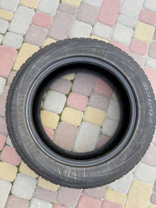 Зимние шины 215 55 R17