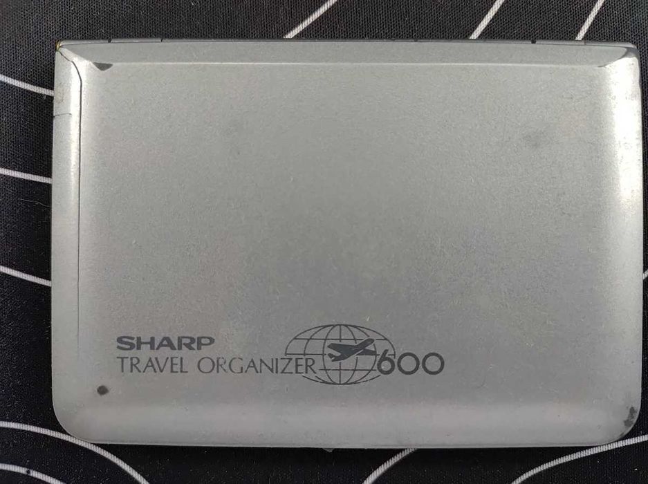 SHARP Travel Organizer 600 EL-6330 sprawny | nowe baterie GRATIS | WPR