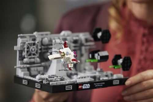LEGO Star Wars 75329 Diorama: O Ataque à Death Star
