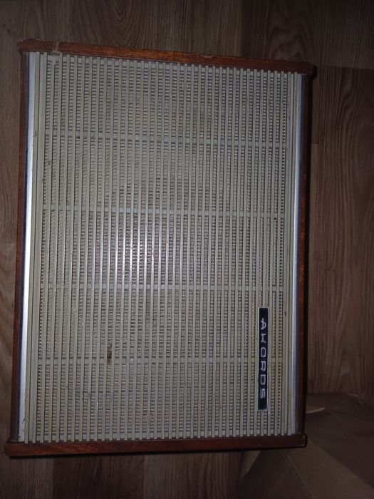 Продам Радіолу  Рекорд