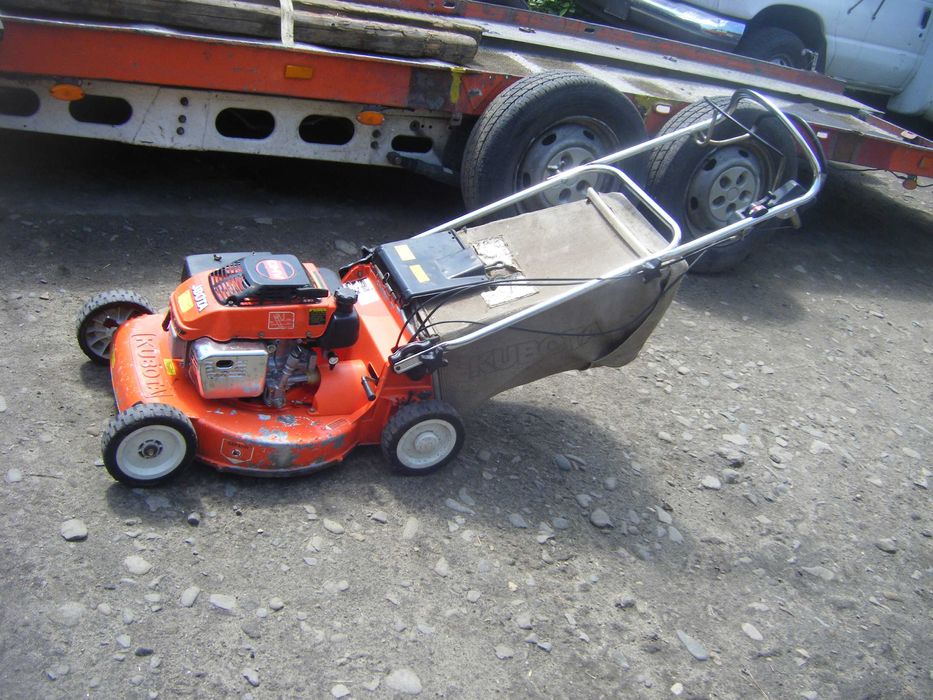 Kubota Kosiarka Spalinowa, Ogrodowe do Trawy kpl + Czesci Zamienne