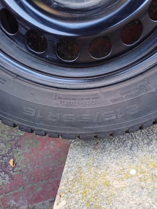 Koła zimowe 215/55R16