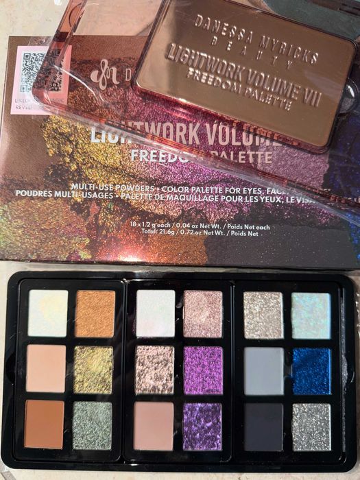 Danessa Myricks Beauty - Lightwork VII Freedom Palette