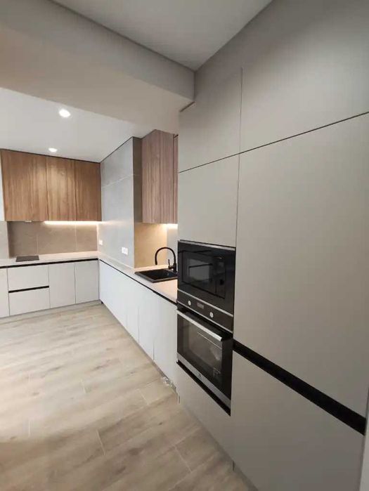 Продам сучасну, 3к. квартиру з видом на Дніпро в ЖК Mont Blan.