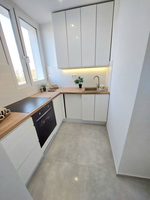 M3 Dąbrowa po generalnym remoncie, słoneczne, nowoczesne