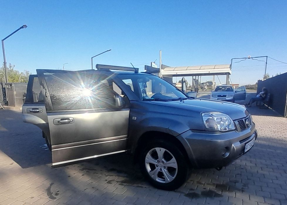 Nissan x-trail  T30