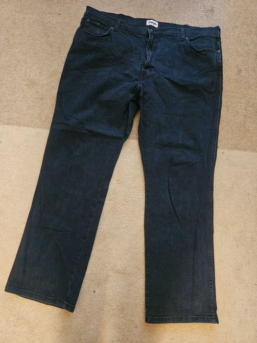 męskie dżinsy Wrangler w ciemnym kolorze r. XXL