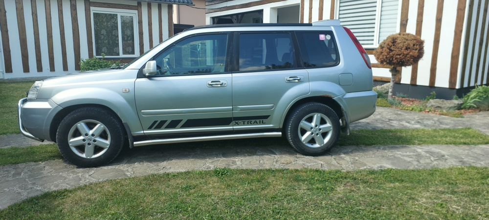 NISSAN X-TRAIL  Нісан