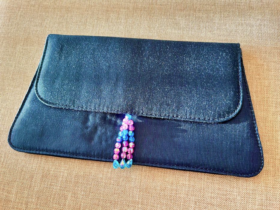 Mala clutch AVON nova