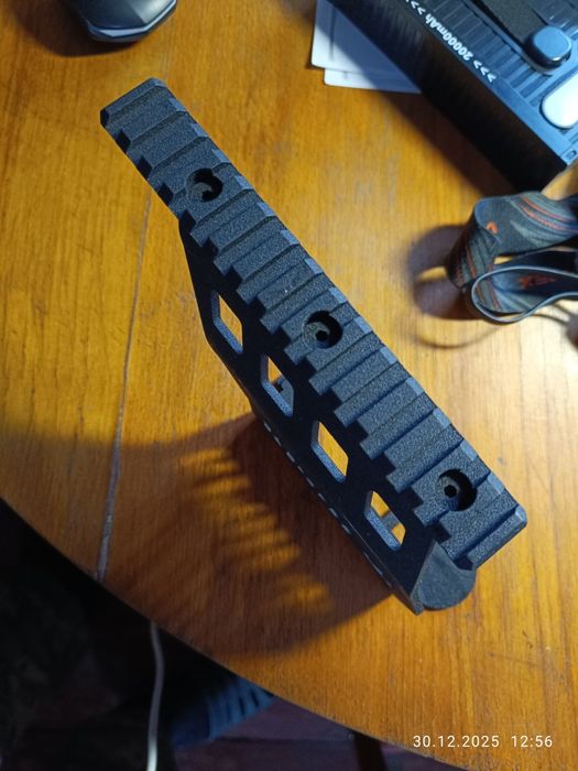 Планка пікатіні на АКМ " КРОН"