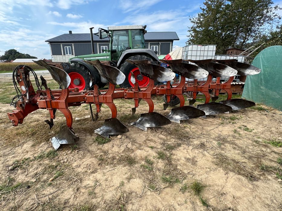 Pługi 6 Gregoire Besson Vario 5 plus 1 Lemken