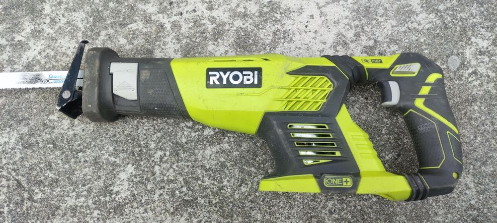 Ryobi 18V . Piła szablasta. Lisica, lisi ogon. One Plus.