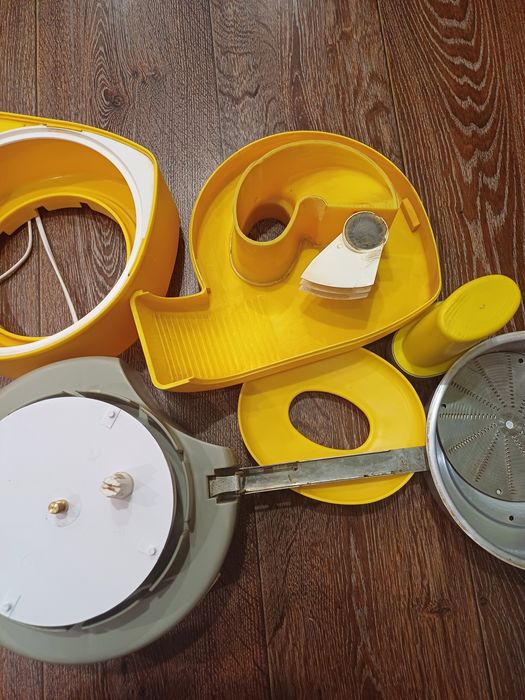 Соковыжималка свпп 301 М