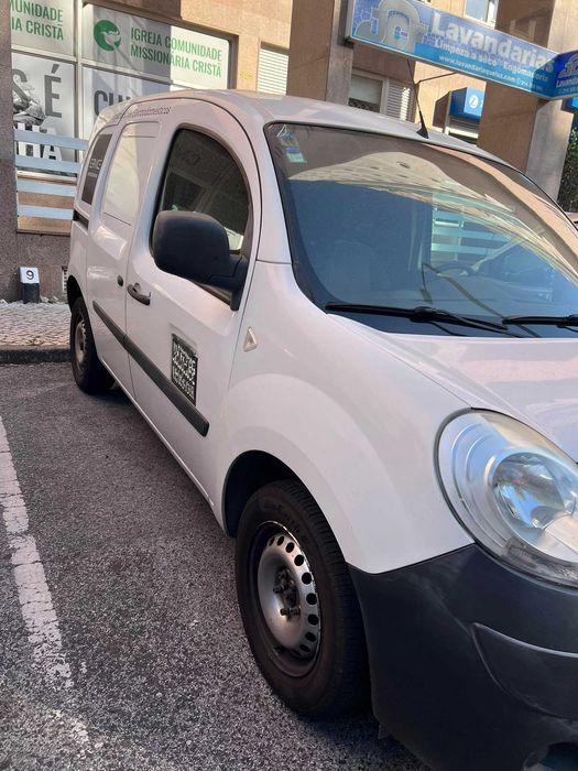 Renault Kangoo 2010 1.5 DIESEL — 1.500 € — AVARIADA / NÃO CIRCULA foto 3