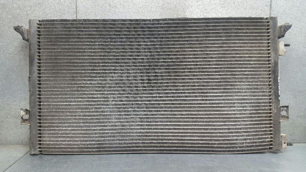 Condensador De Radiador De Ar Condicionado Chrysler Voyager Gs