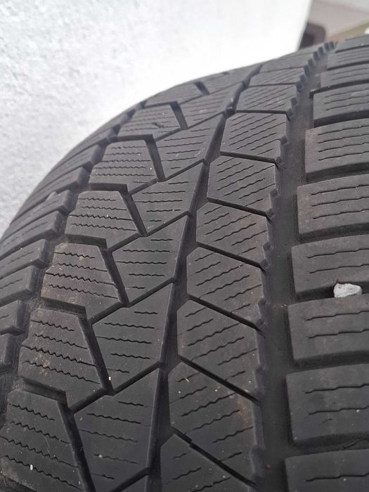opony zima 245/50 R19 continental rok 21 super stan cena za 4 sztuki,