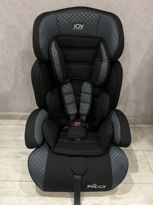 Дитяче автокрісло.Детское автокресло Есть наклон для сна. Німеччина