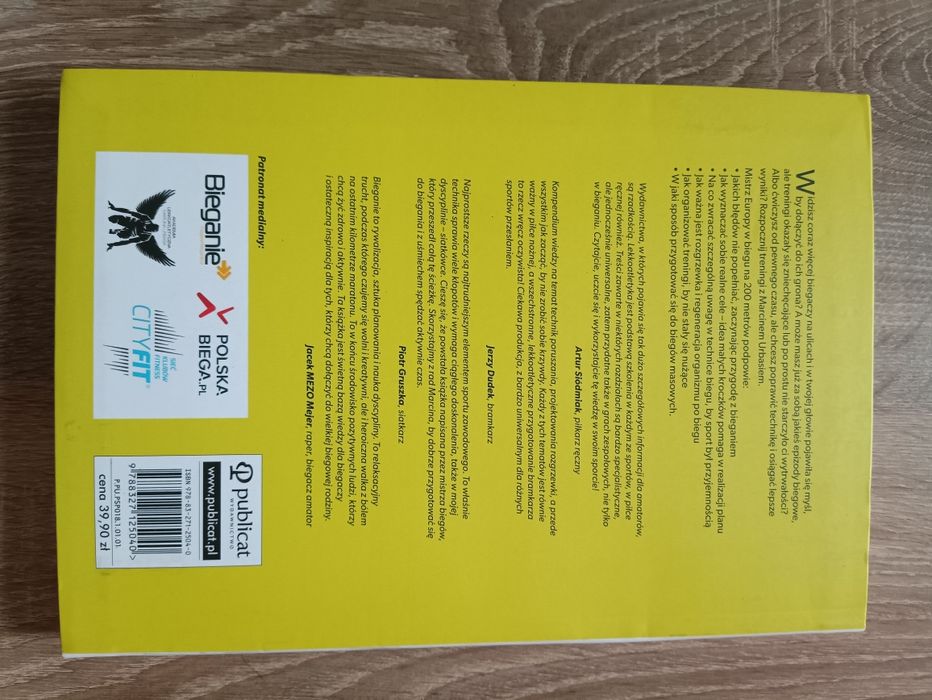 Książka Biegać każdy może. Trenuj z mistrzem! Marcin Urbaś