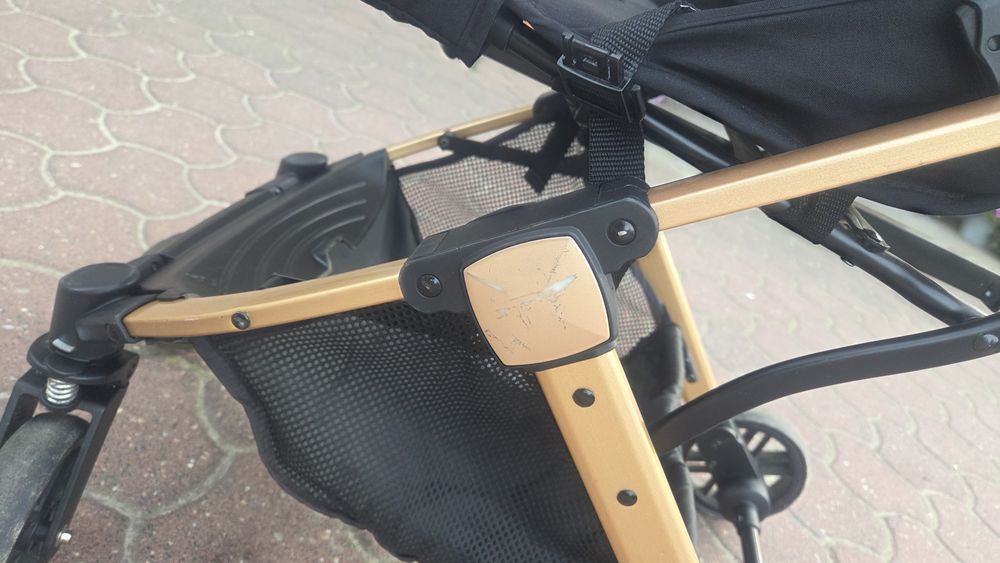 Wózek spacerowy firmy MoMi